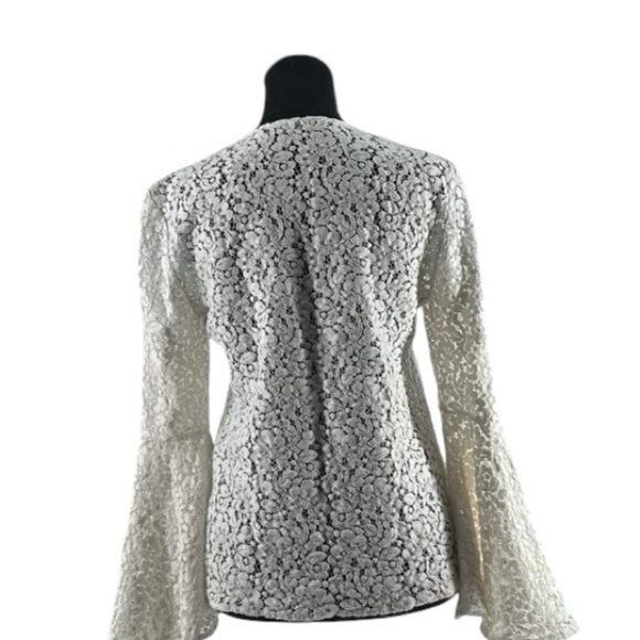 Zara Blouse Cream Floral Lace Boho Bell Sleeve Festival sz xs - Picture 2 of 14